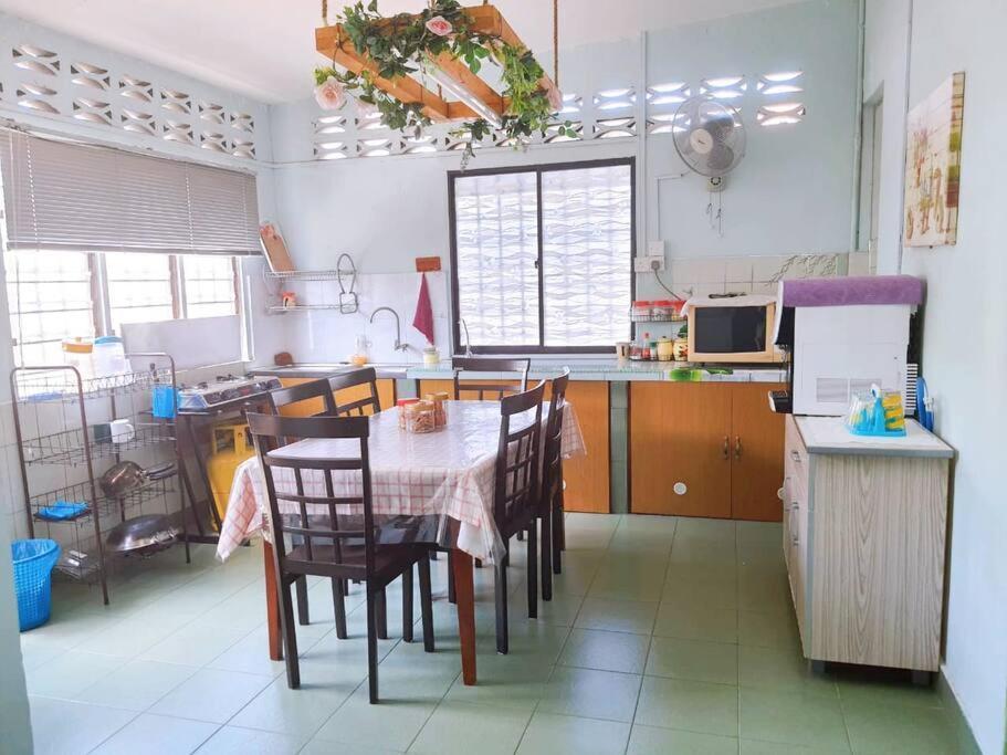 Syukur Homestay Ipoh Bagian luar foto
