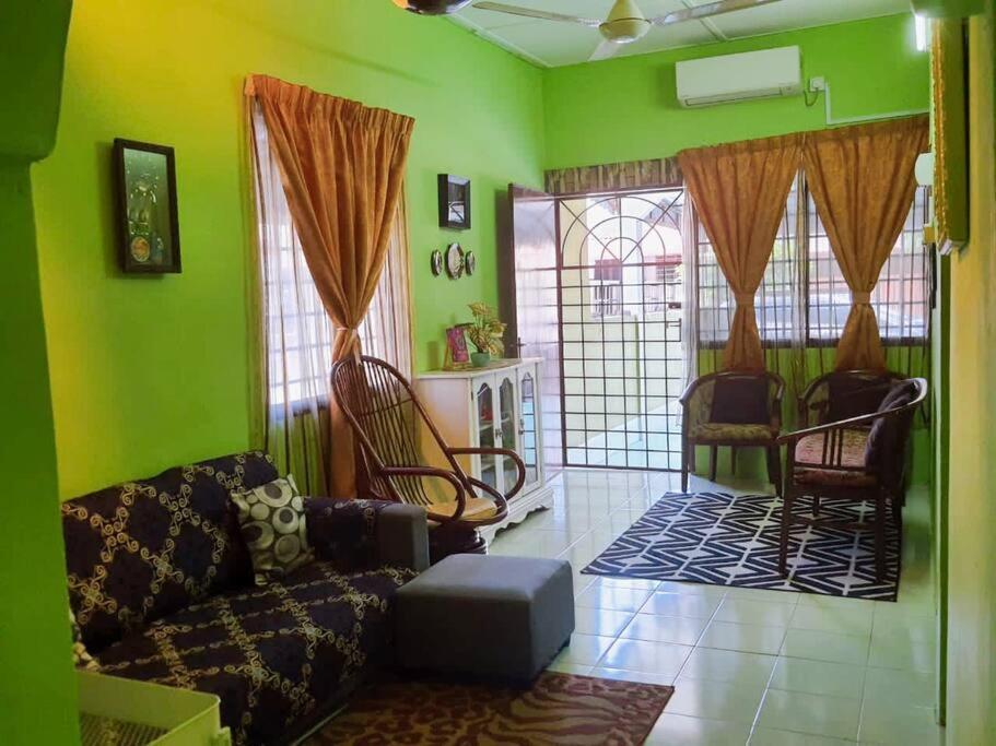 Syukur Homestay Ipoh Bagian luar foto